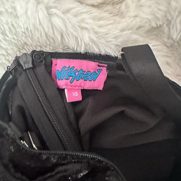 Dolls Stevie Edikted Black Velvet Bodycon Mini Dress - Picture 3 of 3